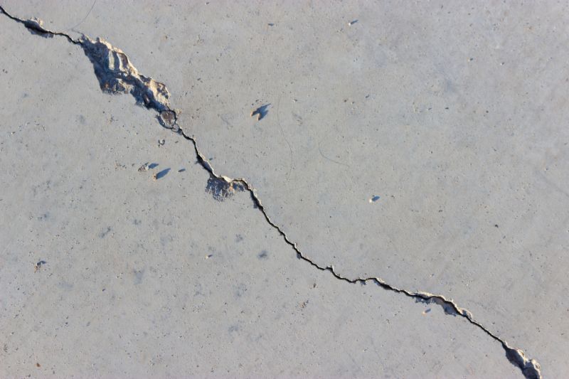 Garage Crack Repair in Des Moines, IA